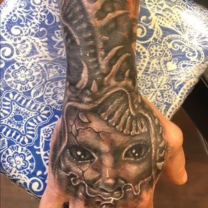 Meet your Posher, Harry